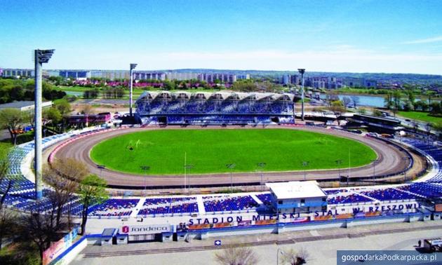 Fot. stadionmiejski.erzeszow.pl