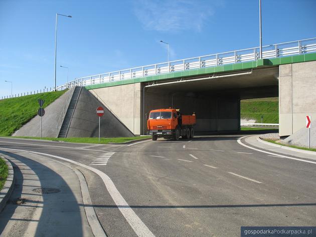 Jeden z gotowych odcinków S19, węzeł Kielanówka. Fot. Adam Cyło