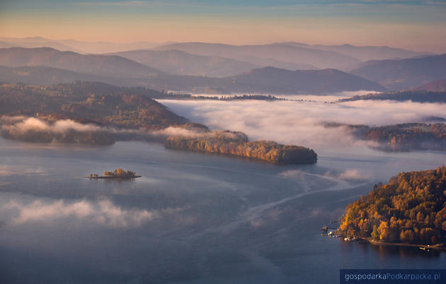 Nagroda I - Piotr Lisowski - Bieszczady - Jezioro Solińskie