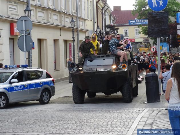 Kulturalia 2018 - juwenalia Uniwersytetu Rzeszowskiego. Zdjęcia z korowodu