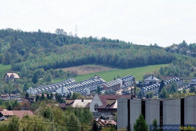 Miejsce, gdzie mają powstać bloki. Fot. Sindus