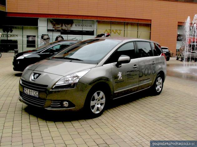 Peugeot 5008, fot. Adam Cyło