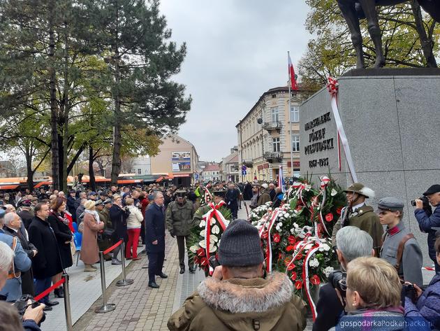 Oficjalnie odsłonięcie pomnika Józefa Piłsudskiego w Rzeszowie