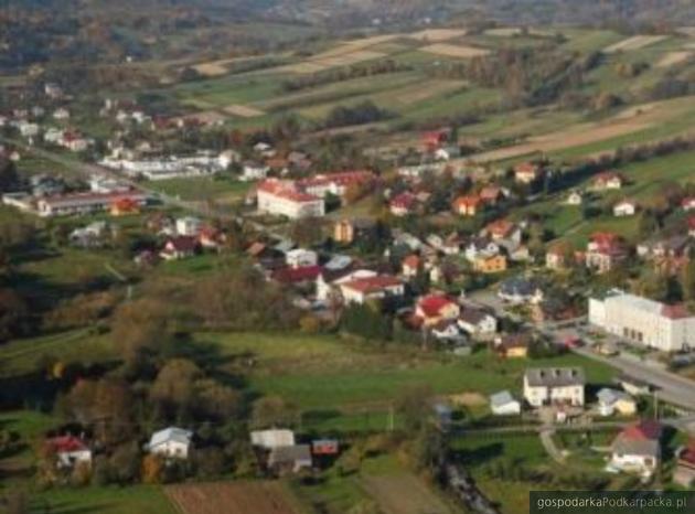 Panorama gminy Jasienica Rosielna. Fot. jasienicarosielna.pl