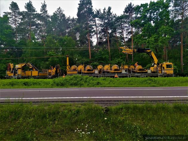 Elektryfikacja trasy Ocice-Rzeszow. Fot. Tomasz Suliga