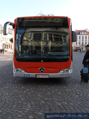 Nowy autobus Mercedes Benz Citaro dla MPK Rzeszów. Fot. Adam Cyło