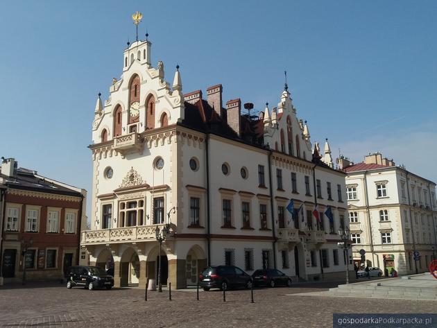 Do Urzędu Miasta Rzeszowa tylko po wczesniejszym umówieniu się