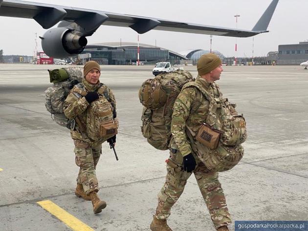 Boeing C17 Globemaster wylądował. Amerykańscy żołnierze w Jasionce. amerykańskic