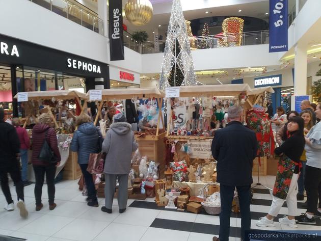 Świąteczny Kiermasz Ekonomii Społecznej w Plazie