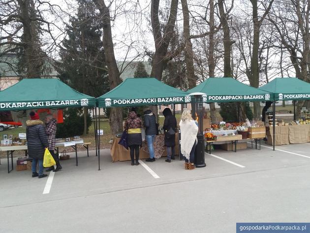 Trwa Podkarpacki Bazarek - zobacz zdjęcia