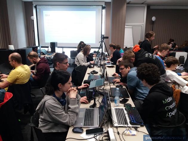 Trwa hackaton HackCarpathia