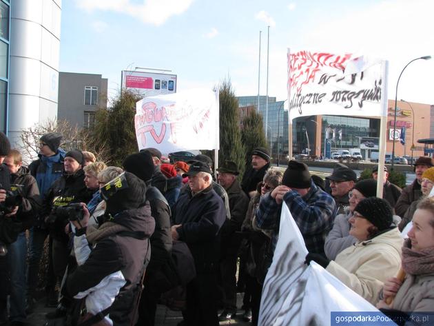 Wiec przed Telewizją Rzeszów