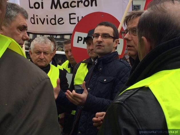 Tomasz Poręba podczas manifestacji